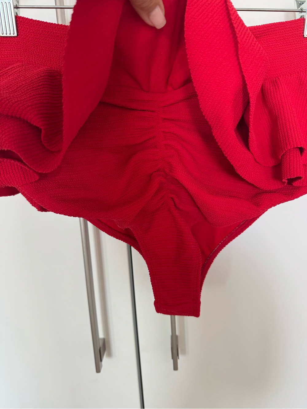 Montce Red bikini set - Picture 5 of 6